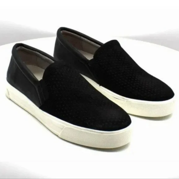 Naturalizer Aileen Slip-on Sneakers Black Leather -5.5 - Picture 2 of 6